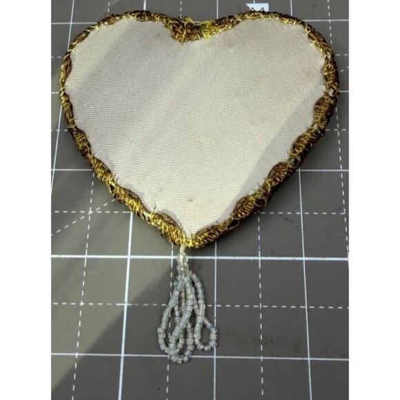 Antique Mourning Soldier Portrait Jeweled Heart Frame Soldier Metallic Thread Vi - Picture 4 of 4